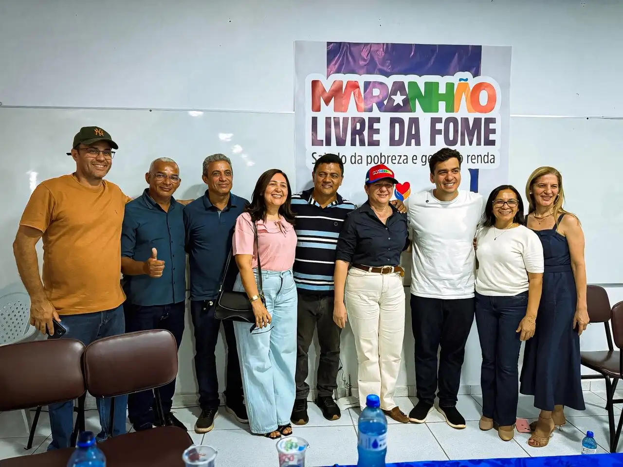 Galeria de imagens - Foto 6 da notícia: Buriti Bravo fortalece combate à fome com entrega de 290 cartões do Programa Maranhão Livre da Fome
