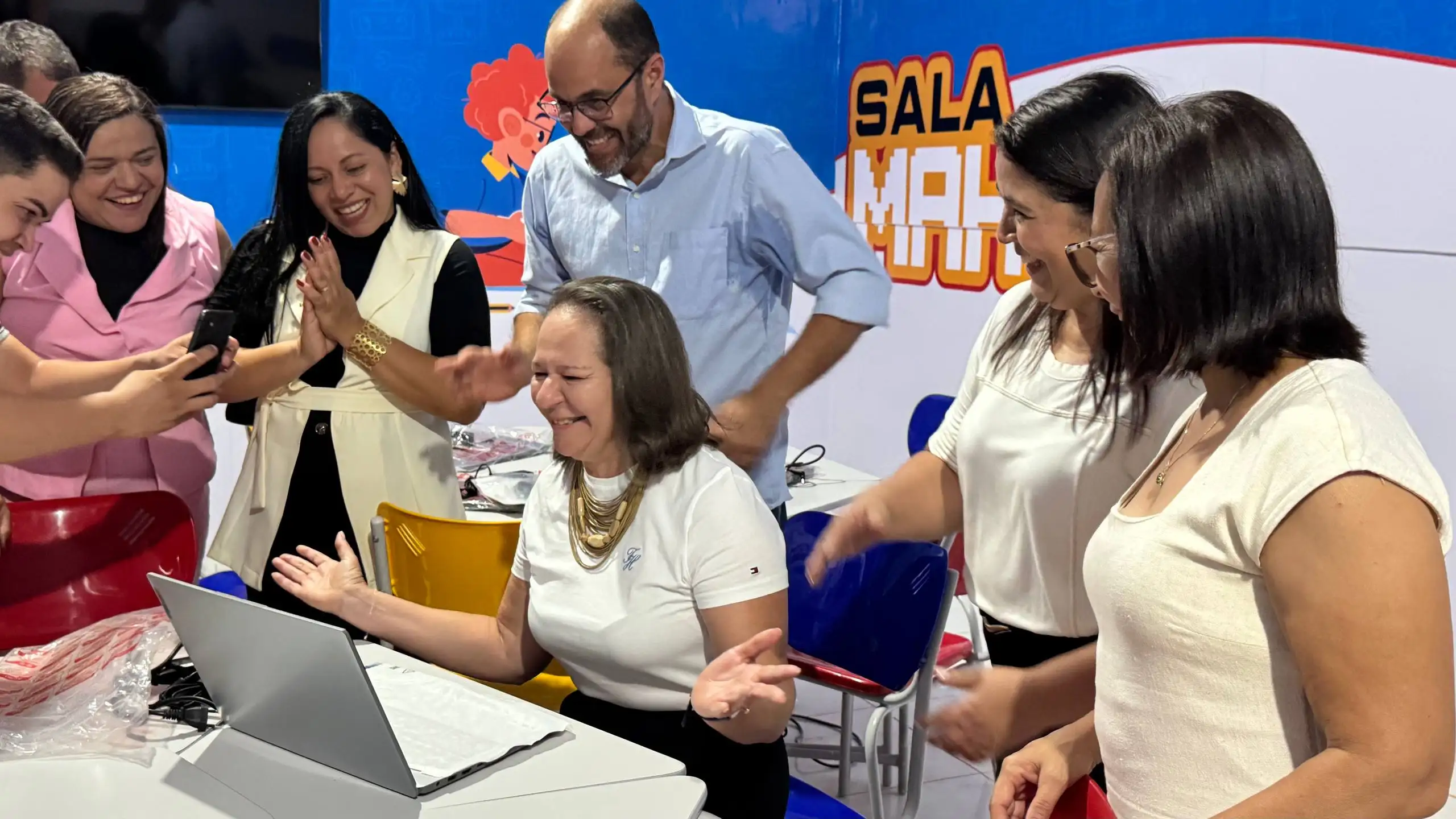 Unidade Escolar Professora Maria Araújo Lima “Mariinha” é reinaugurada após ampla reforma