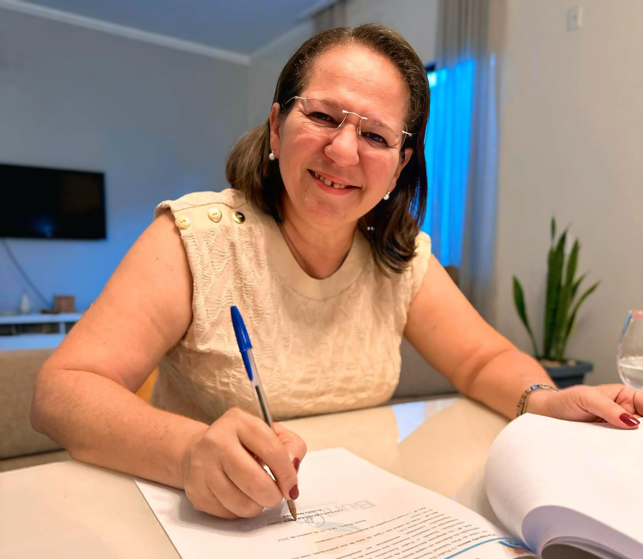 Prefeitura de Buriti Bravo reafirma compromisso com a valorização dos professores e concede reajuste salarial
