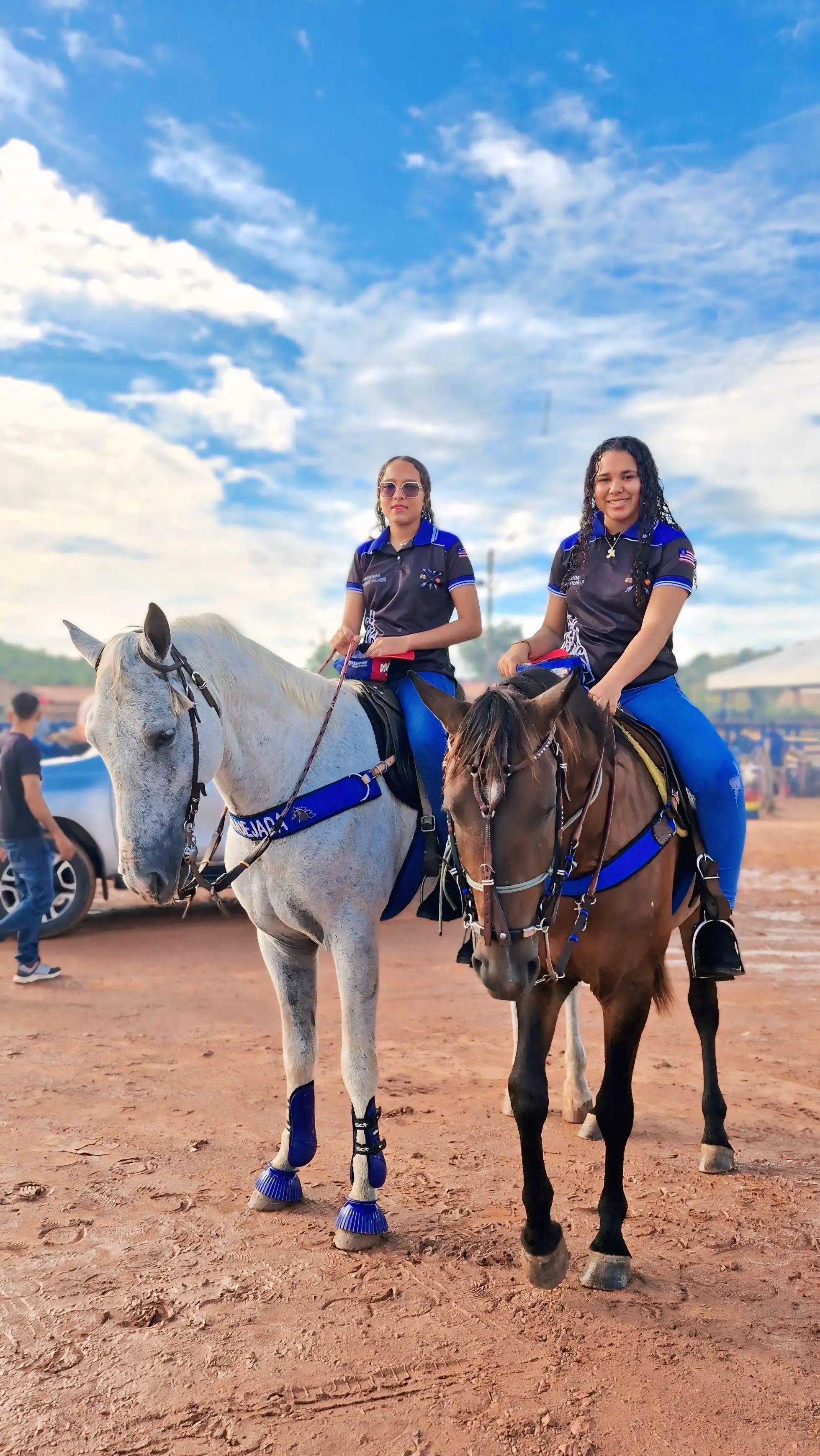 Galeria de imagens - Foto 4 da notícia: XX Cavalgada de Buriti Bravo celebra tradição, fé e cultura sertaneja