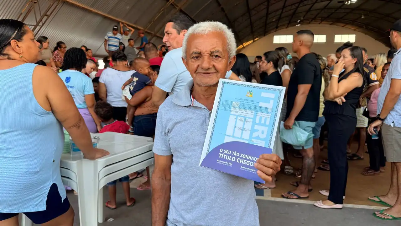 Foto 4 – Mais de 900 títulos de propriedade são entregues em Buriti Bravo em parceria com o Governo do Maranhão