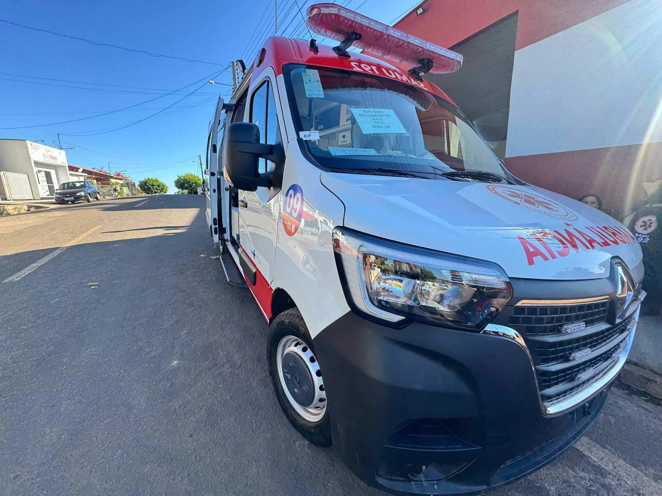 Foto 4 – Buriti Bravo recebe mais uma ambulância do SAMU e fortalece atendimento de urgência e emergência