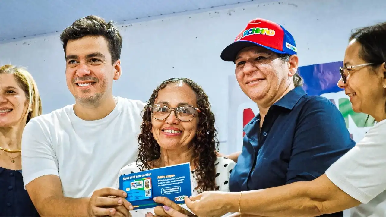 Galeria de imagens - Foto 1 da notícia: Buriti Bravo fortalece combate à fome com entrega de 290 cartões do Programa Maranhão Livre da Fome