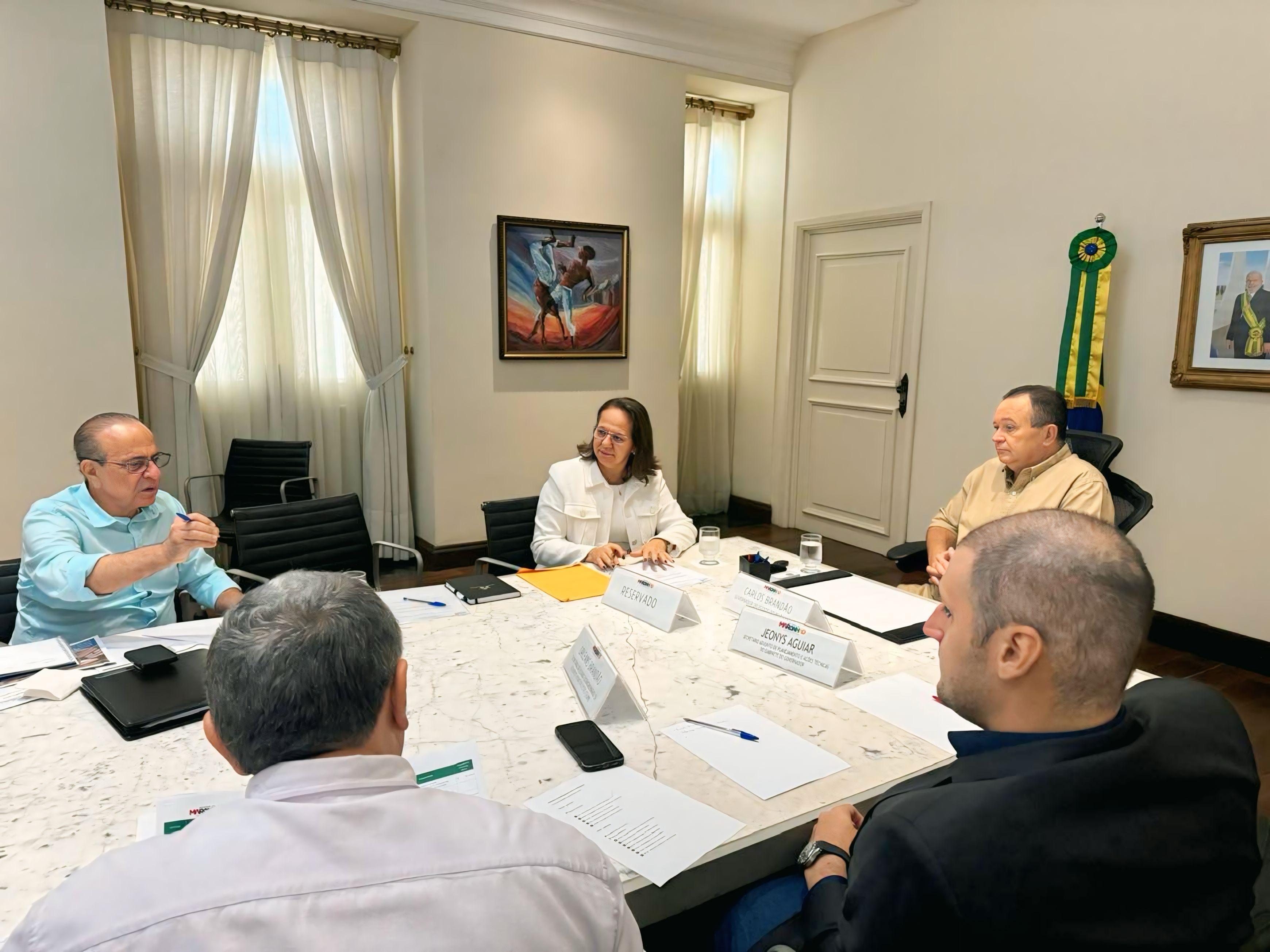 Prefeita Luciana Leocádio cumpre agenda em São Luís e garante avanços para Buriti Bravo