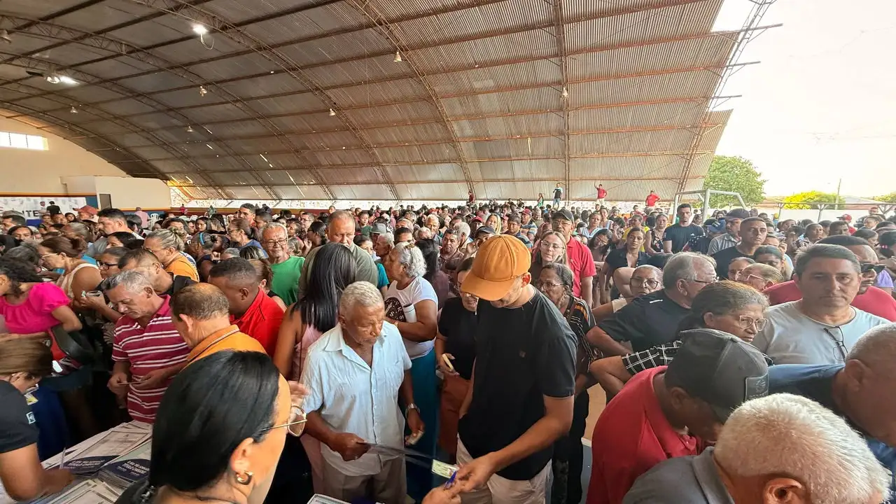 Foto 7 – Mais de 900 títulos de propriedade são entregues em Buriti Bravo em parceria com o Governo do Maranhão