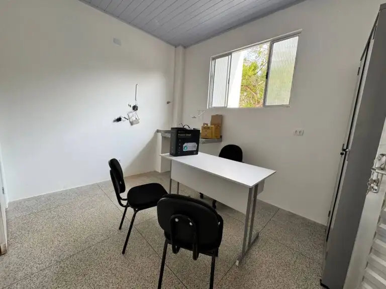 Galeria de imagens - Foto 10 da notícia: Prefeita Luciana Leocádio entrega UBS no Povoado Coluna e anuncia novos benefícios para Buriti Bravo