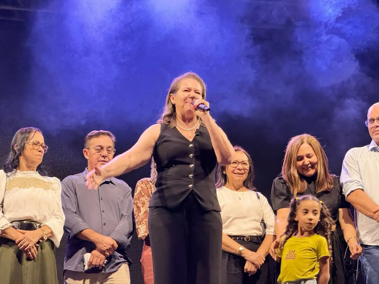 Foto 16 – Dia do Evangélico e Feirinha Bravense reúnem grande público em noite de fé, cultura e valorização local